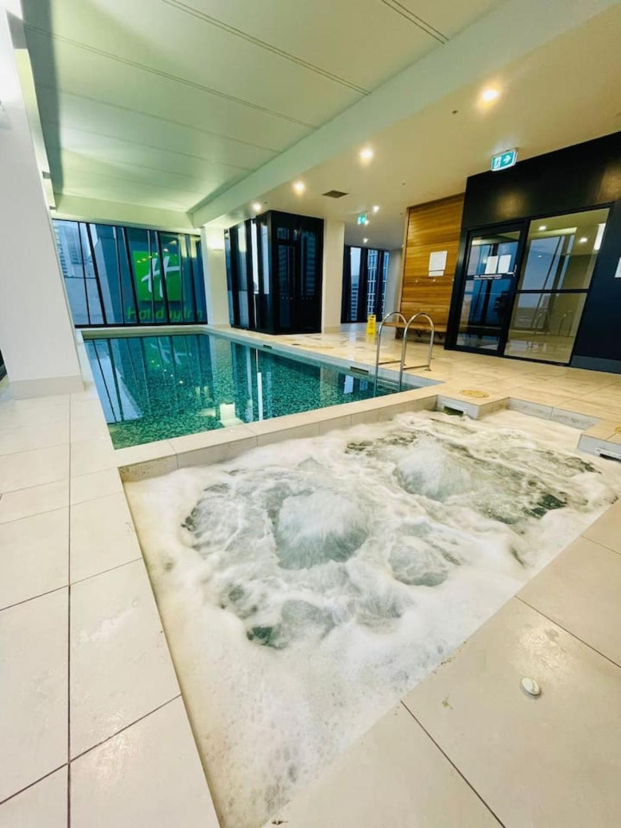 Apartment Cbd Southern Cross Collins St Ocean View Balcony