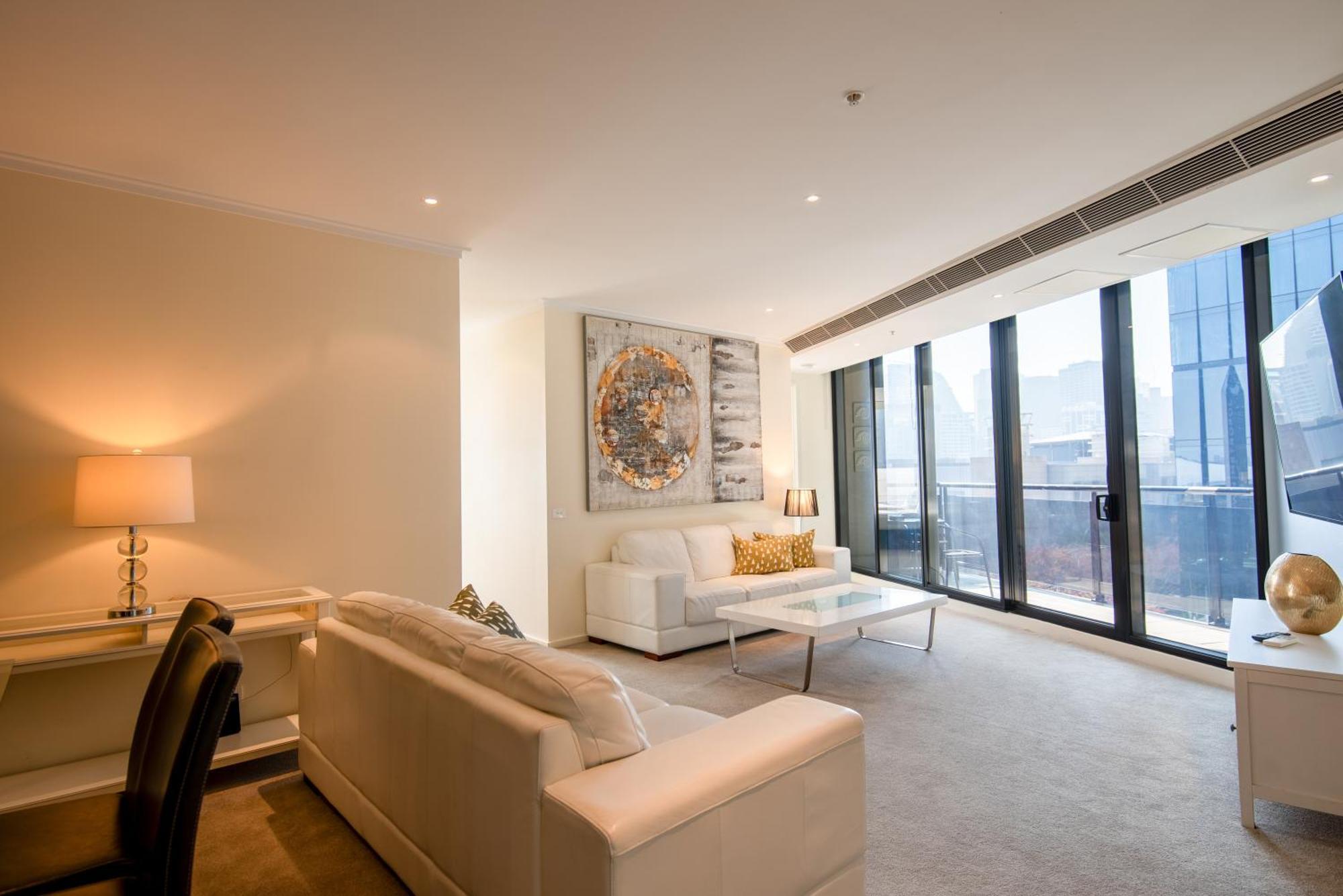 Executive 4 Bedroom Near Mcec Casino Apartment *