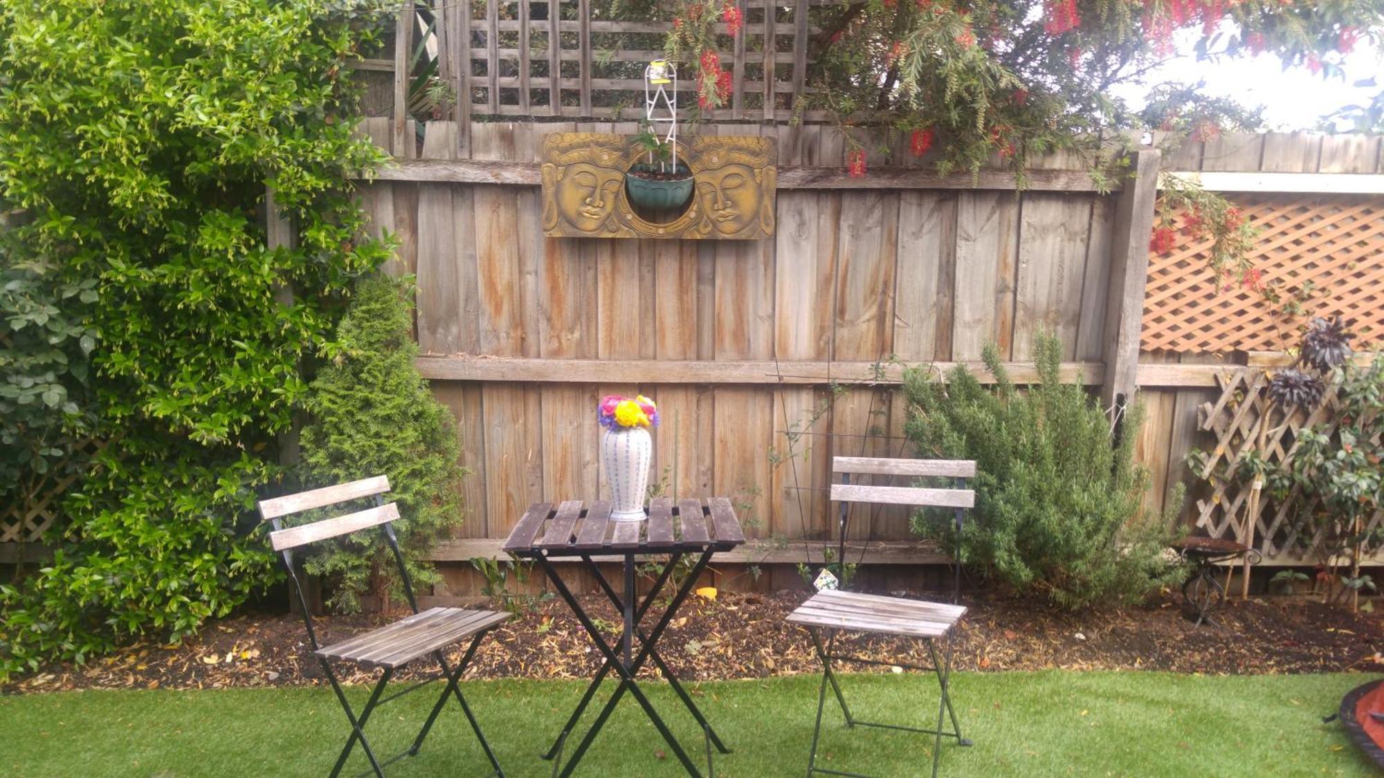 Homestay Abbotsford Private & Pods - 15 Charles *