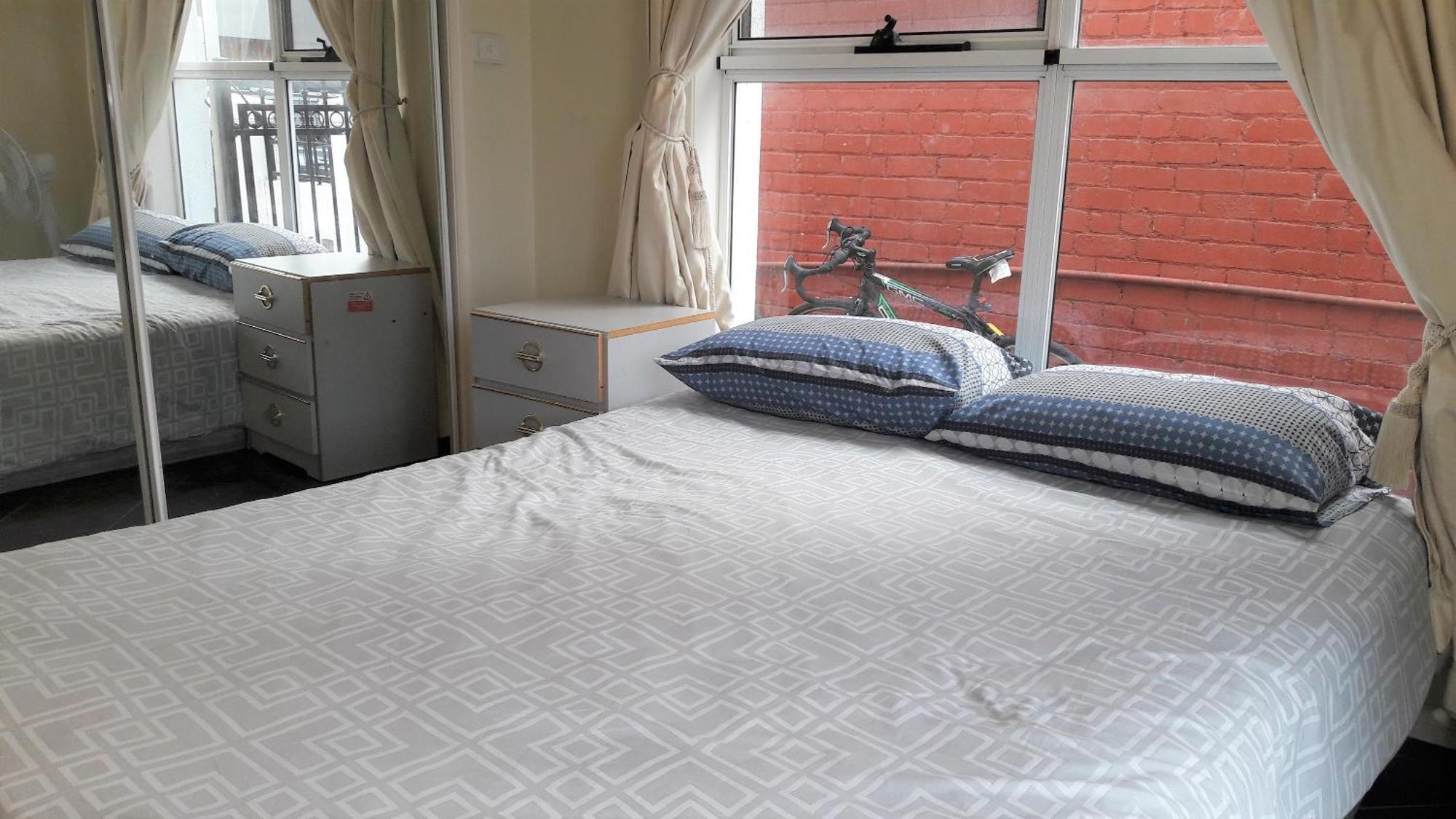 Homestay Abbotsford Private & Pods - 15 Charles Melbourne