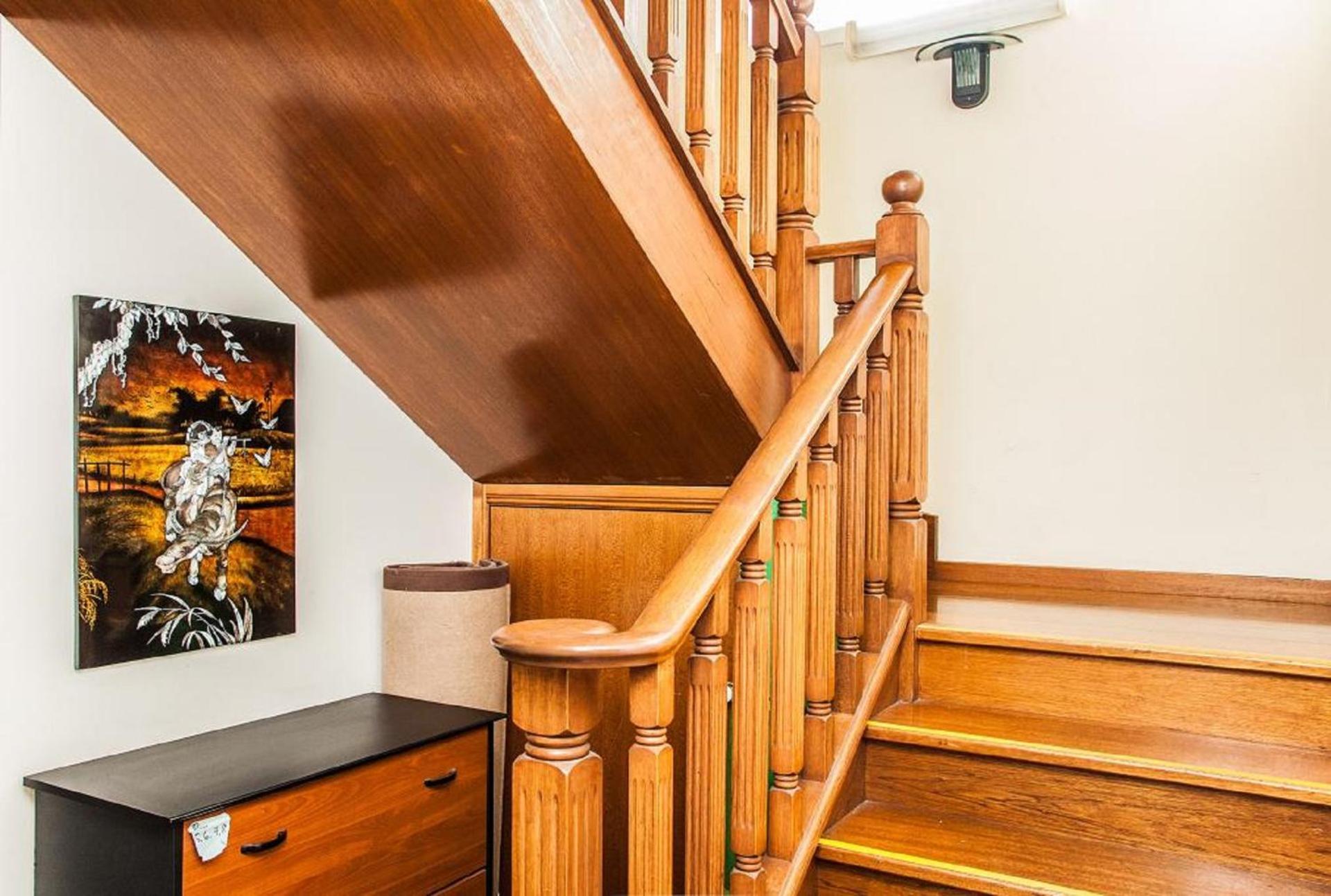 Abbotsford Private & Pods - 15 Charles Homestay