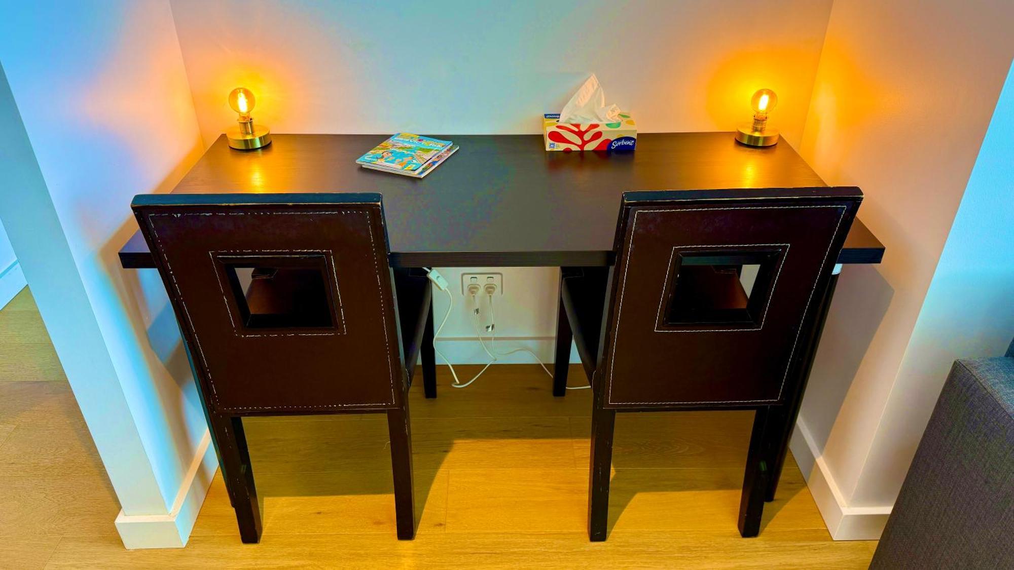 Homestay Yarra Accommodation-private Apartments-collins Wharf Waterfront, Docklands *