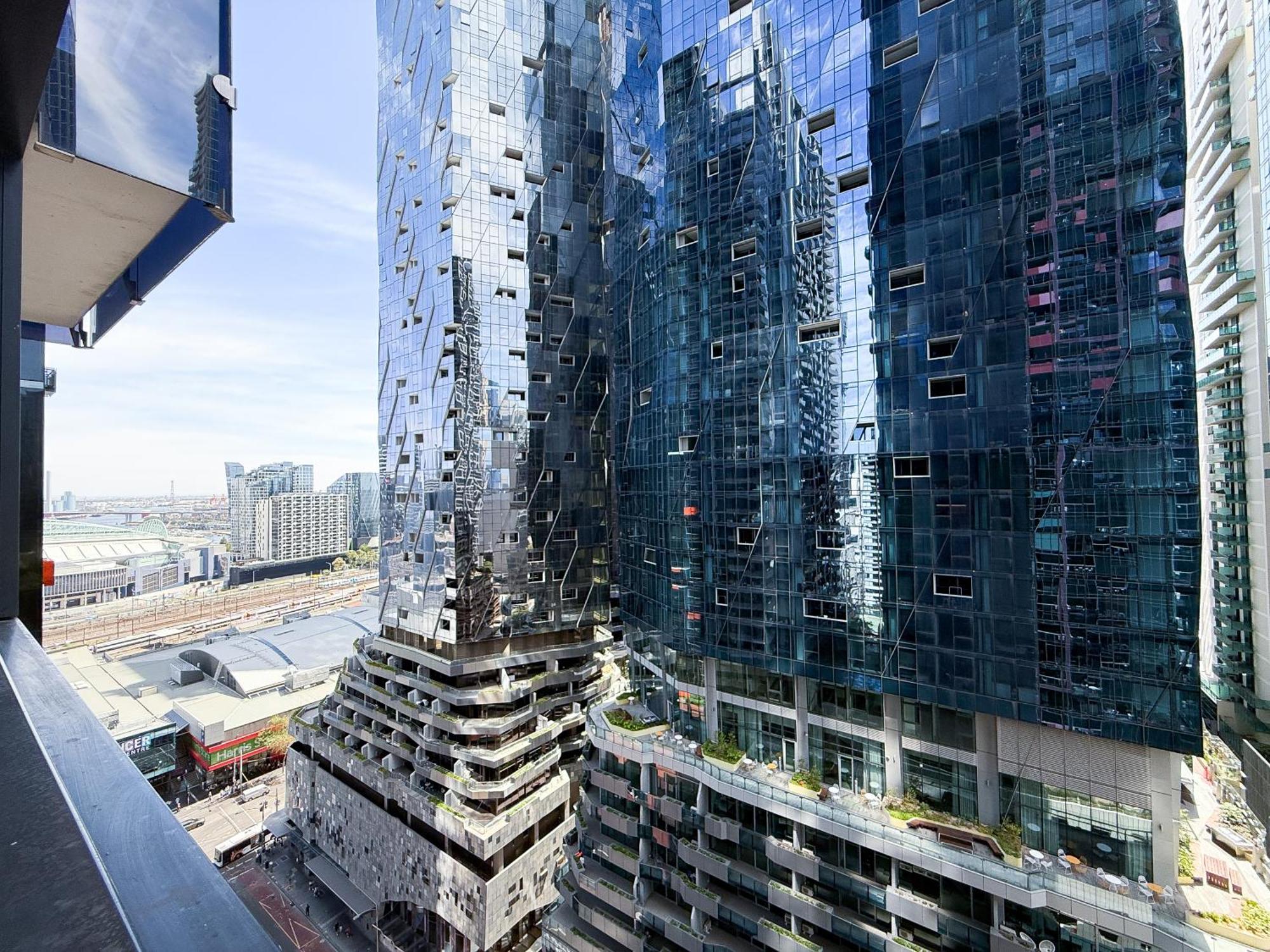 Modern Luxe Chic 2br Near Southern Cross Station Apartment