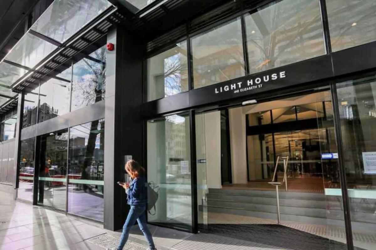 A Cozy & Stylish 2br In Cbd Melbourne