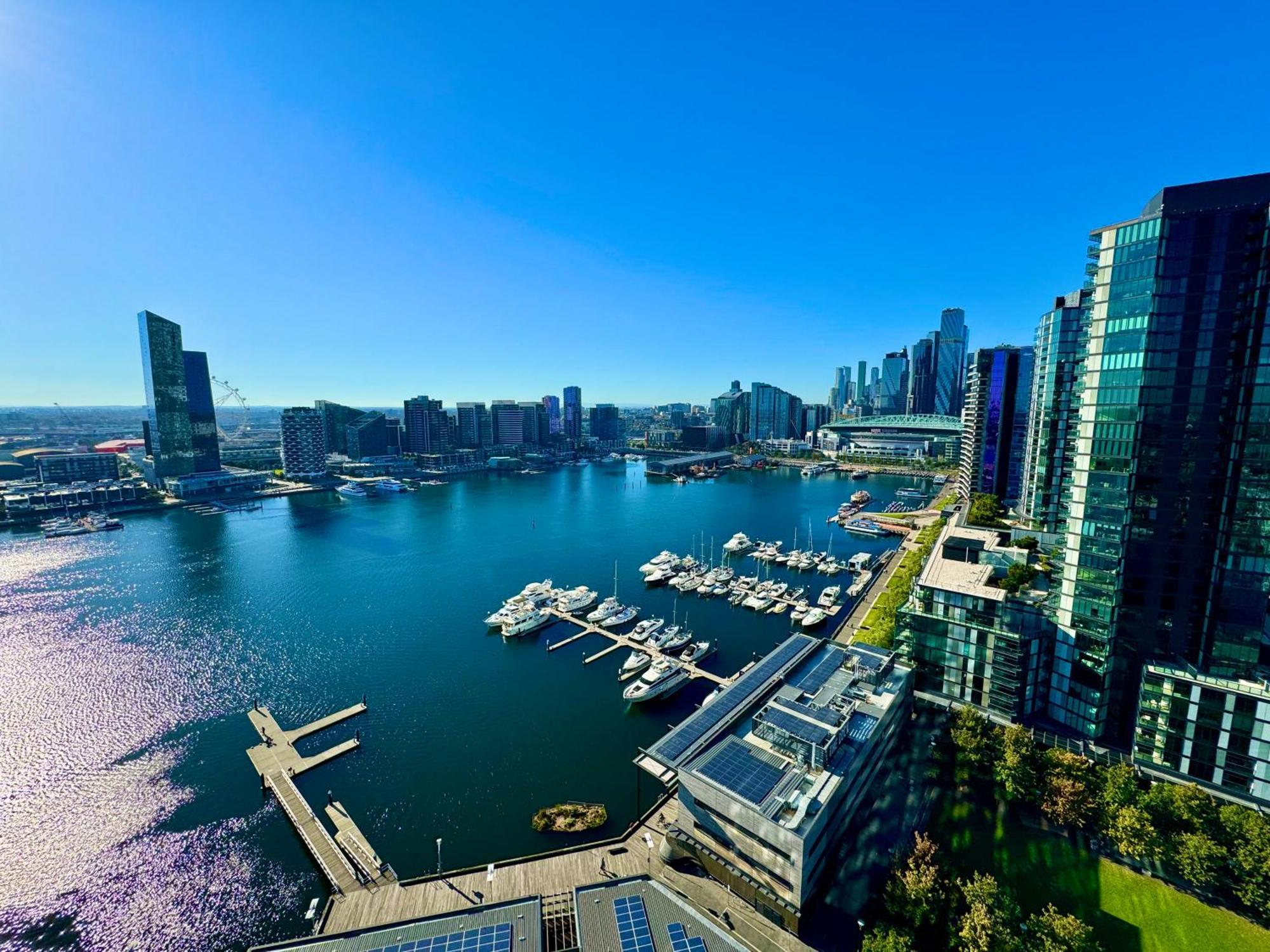 Yarra Accommodation-private Apartments-collins Wharf Waterfront, Docklands *