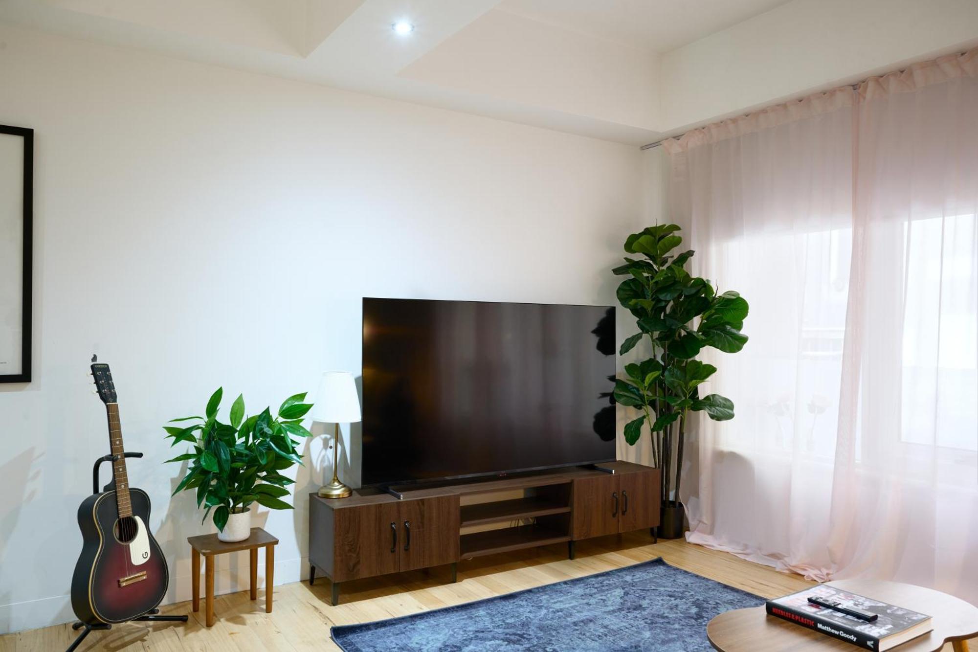 Heritage Hideaway - Refurbished Flinders St Gem *