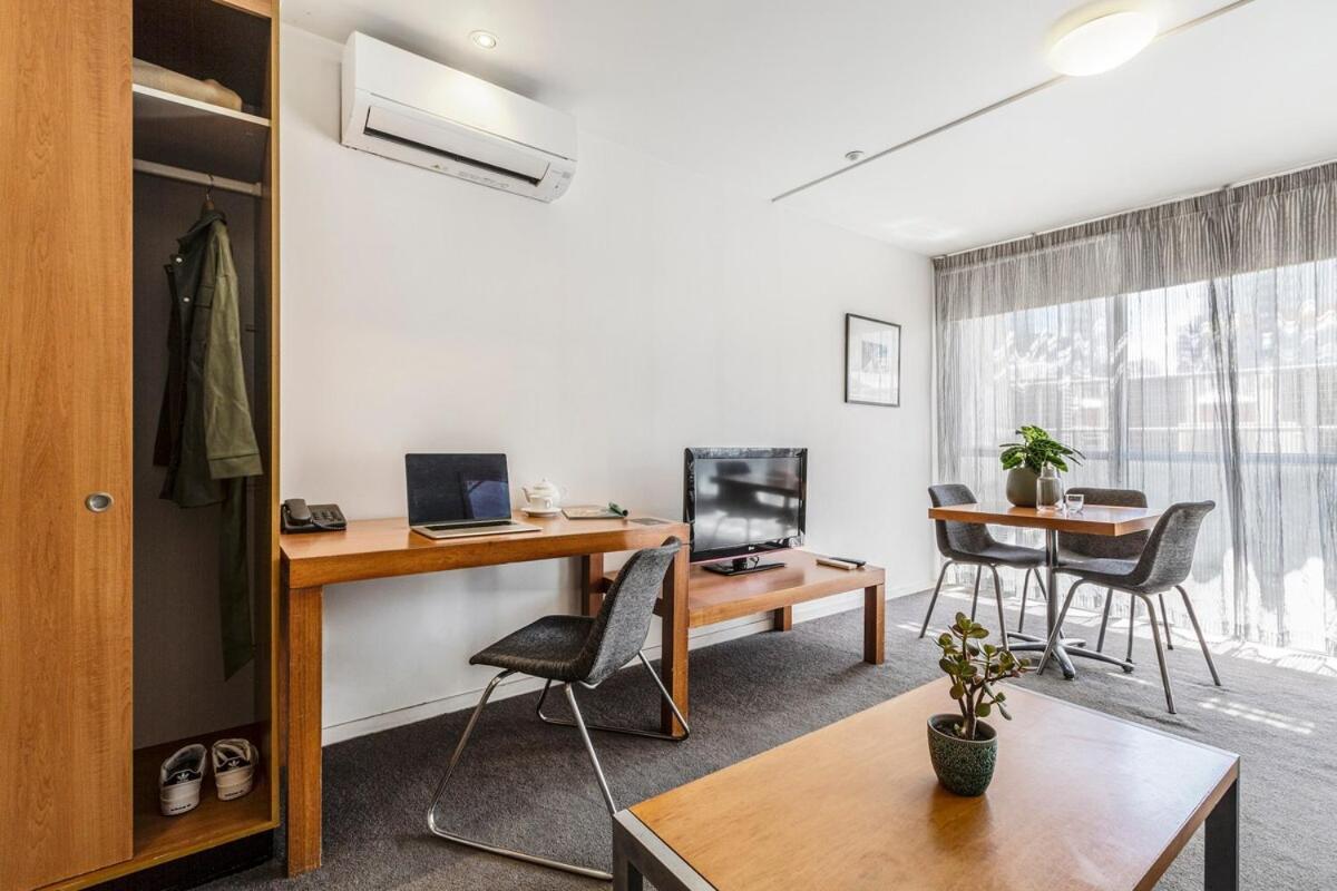 Punthill - Little Bourke Aparthotel 4*