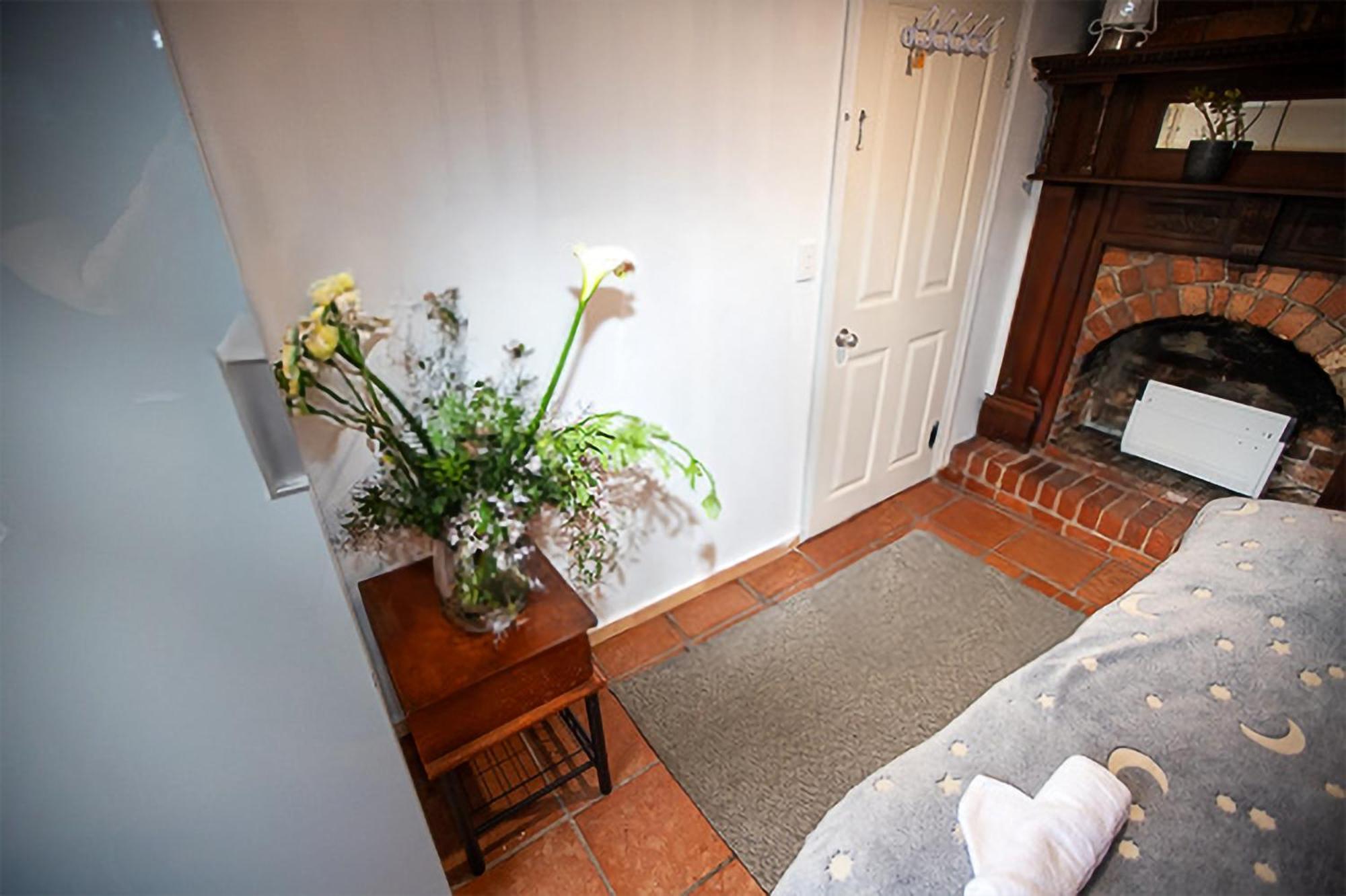 Fitzroy- Private 2-4 Guest #guesthouse #ausgp #directtram #f1 * Melbourne