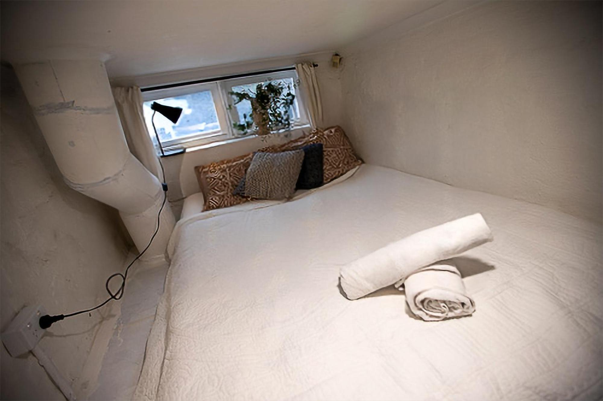 Fitzroy- Private 2-4 Guest #guesthouse #ausgp #directtram #f1 * Melbourne