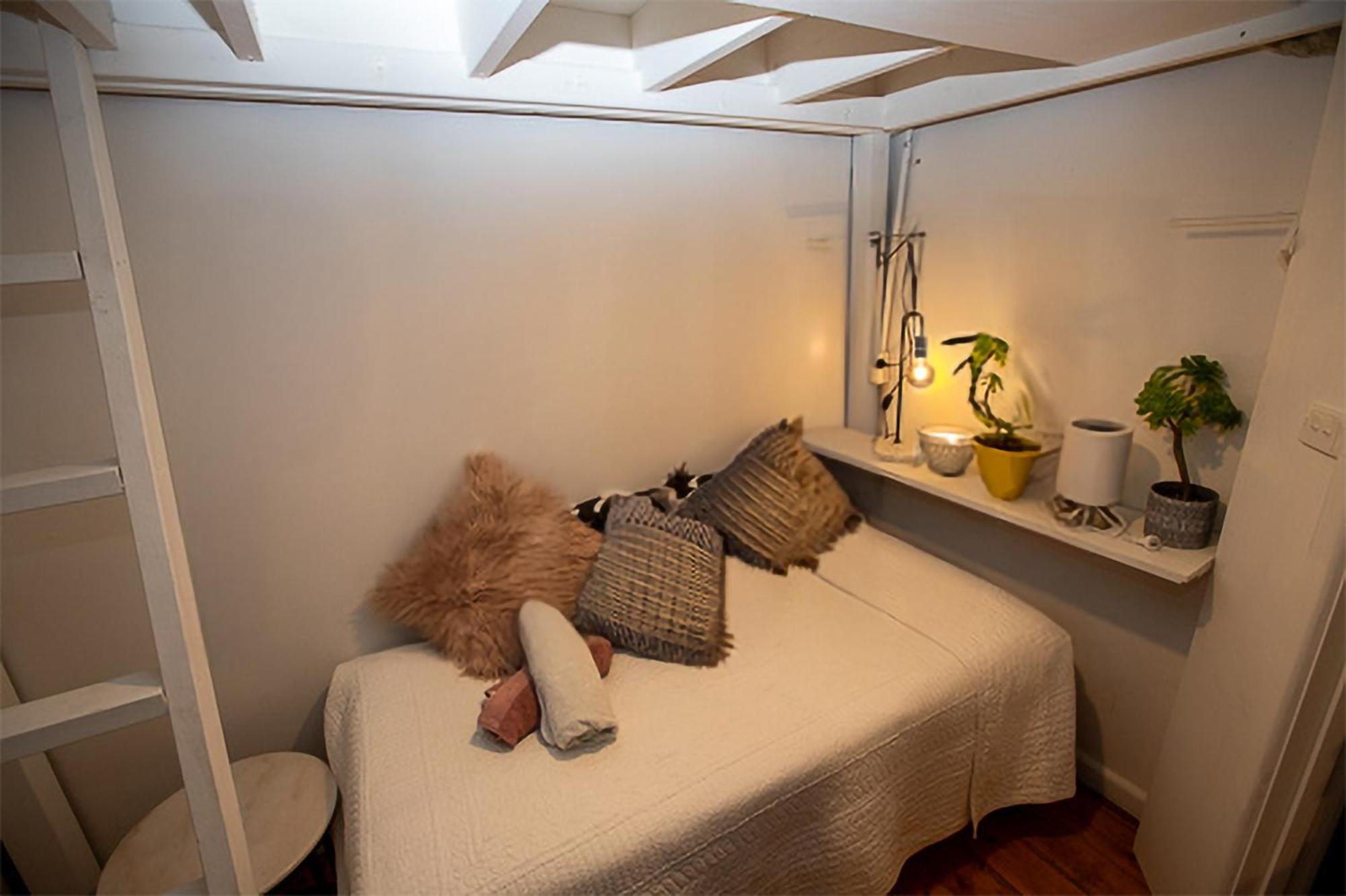 Holiday home Fitzroy- Private 2-4 Guest #guesthouse #ausgp #directtram #f1 Melbourne