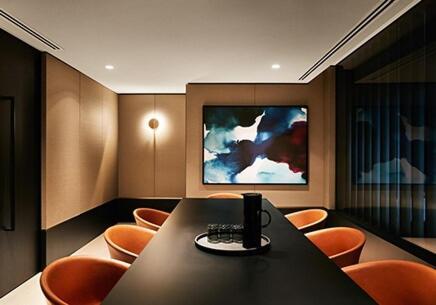 Park Avenue Apartment *