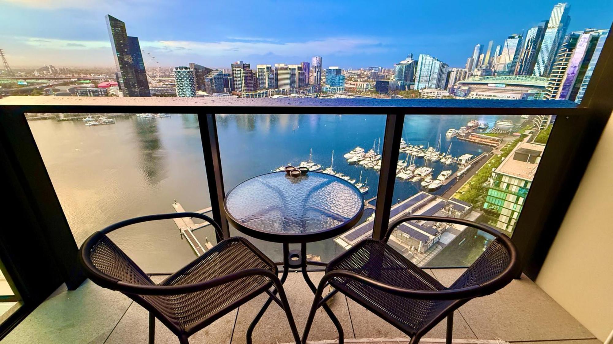 Yarra Accommodation-private Apartments-collins Wharf Waterfront, Docklands * Melbourne