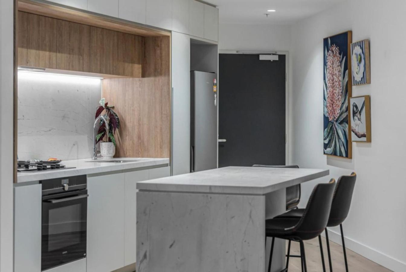Wonderful Westside Place * Melbourne