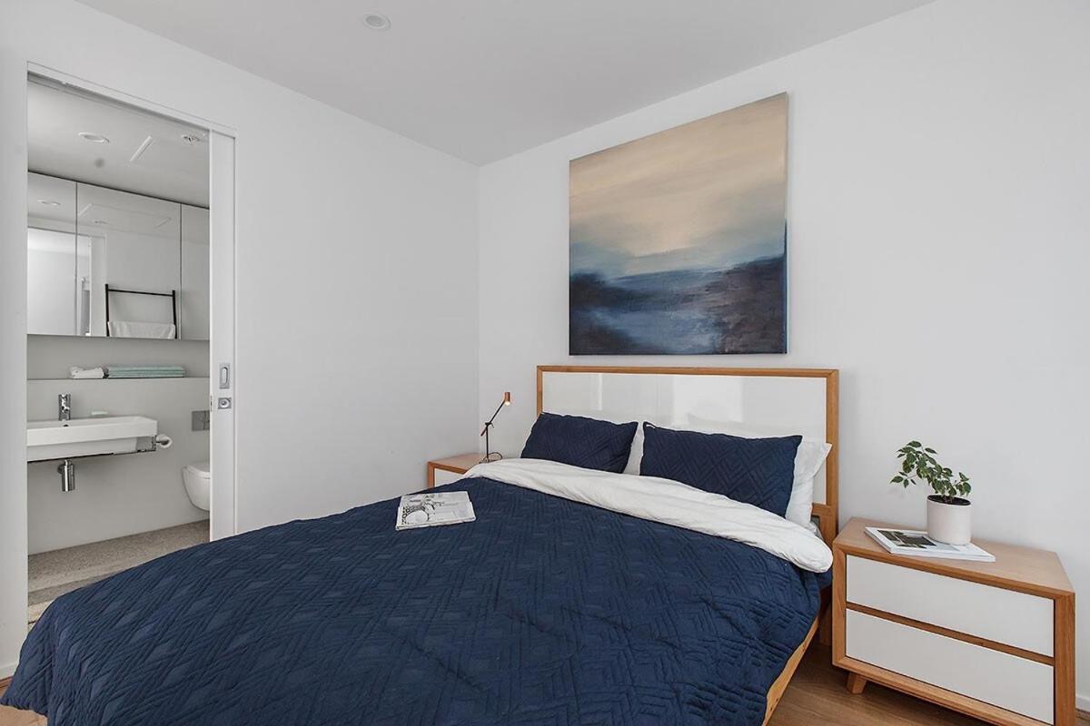 Apartment Heart Of Windsor By Ready Set Host *