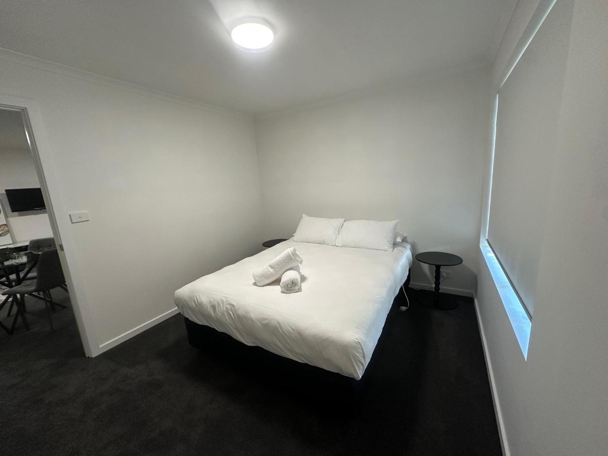 Elizabethan Lodge Melbourne
