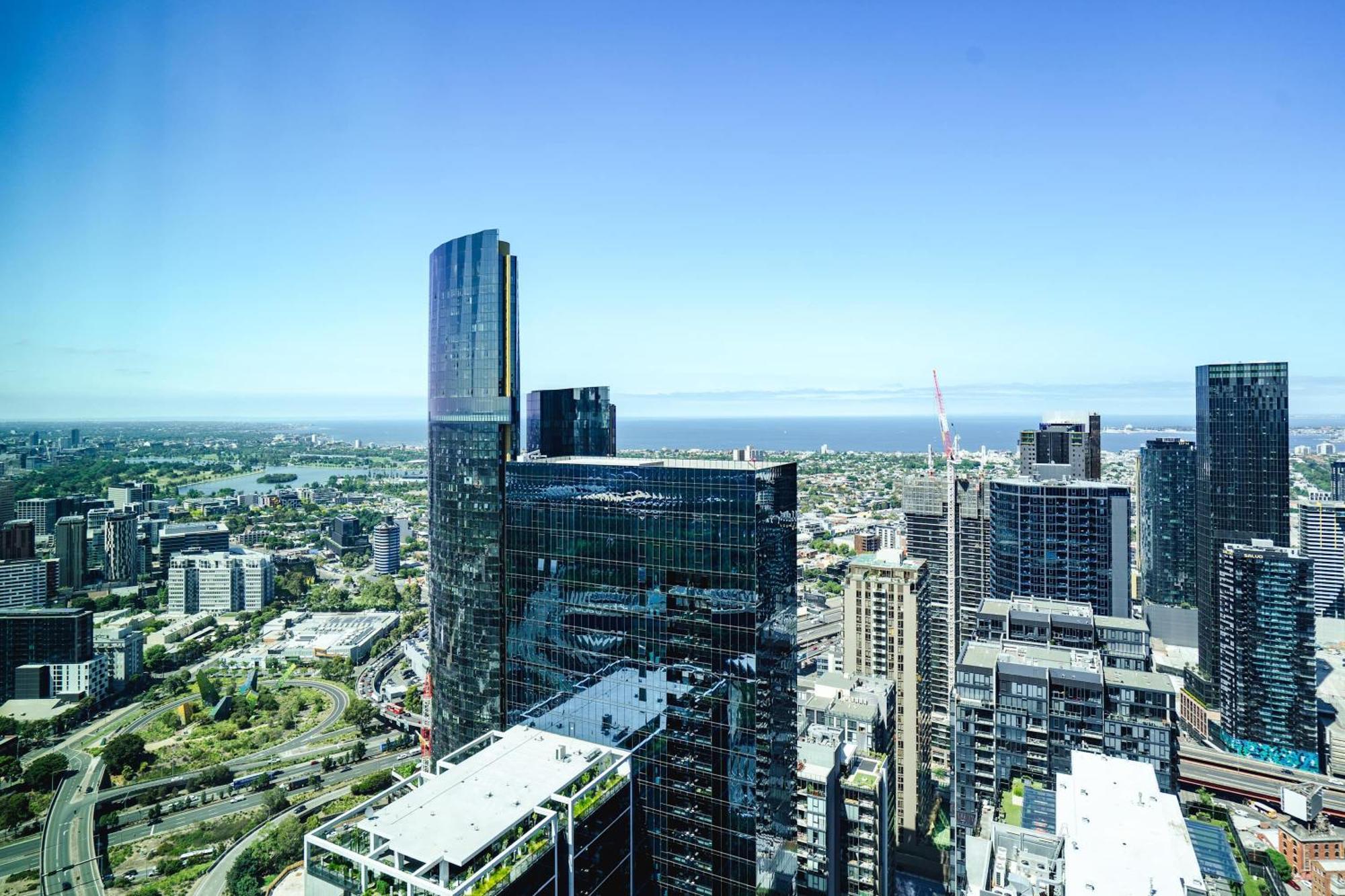 Apartment 108 Highrise Bay View Melbourne