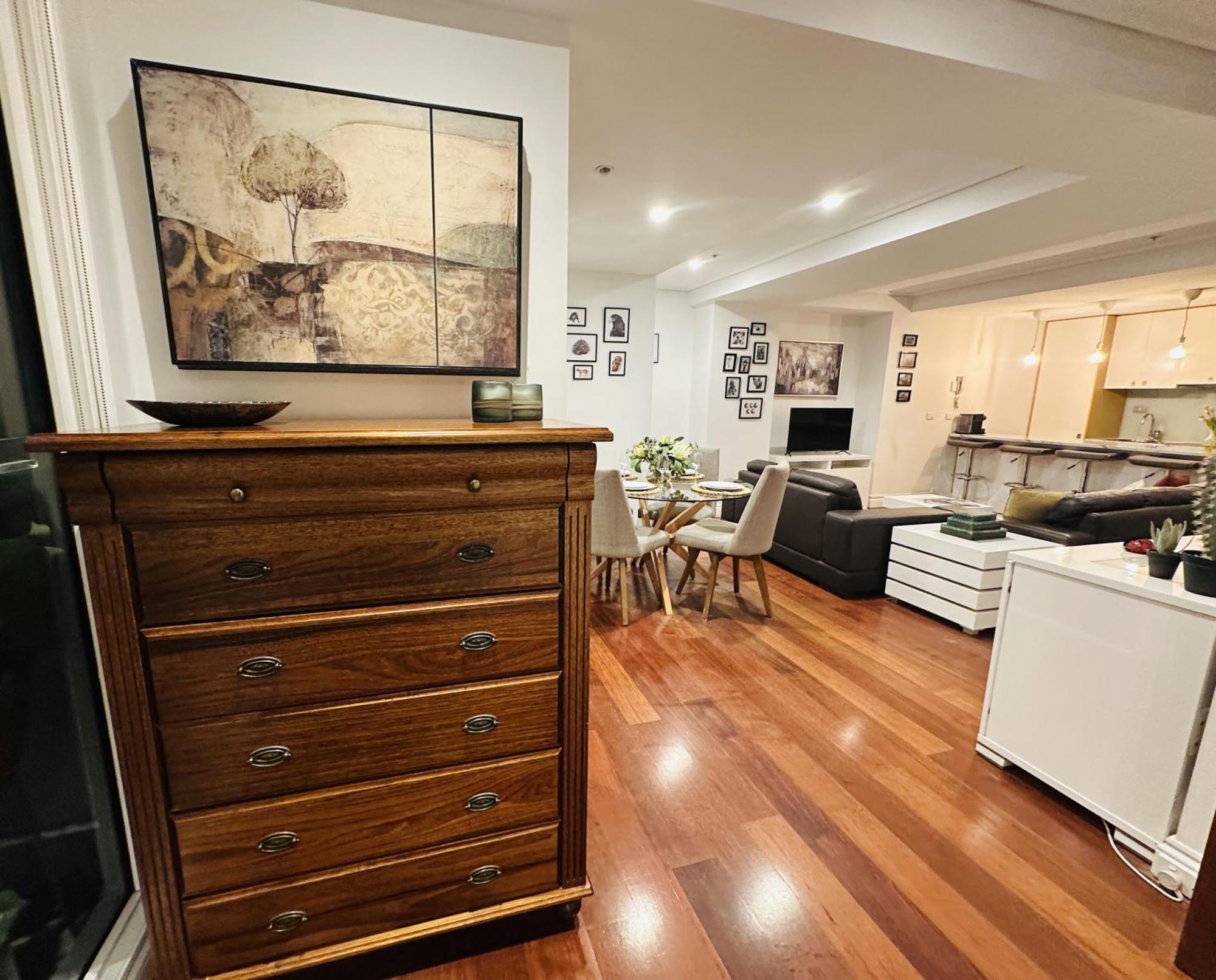 Cbd Boutique 2br With Terrace * Melbourne