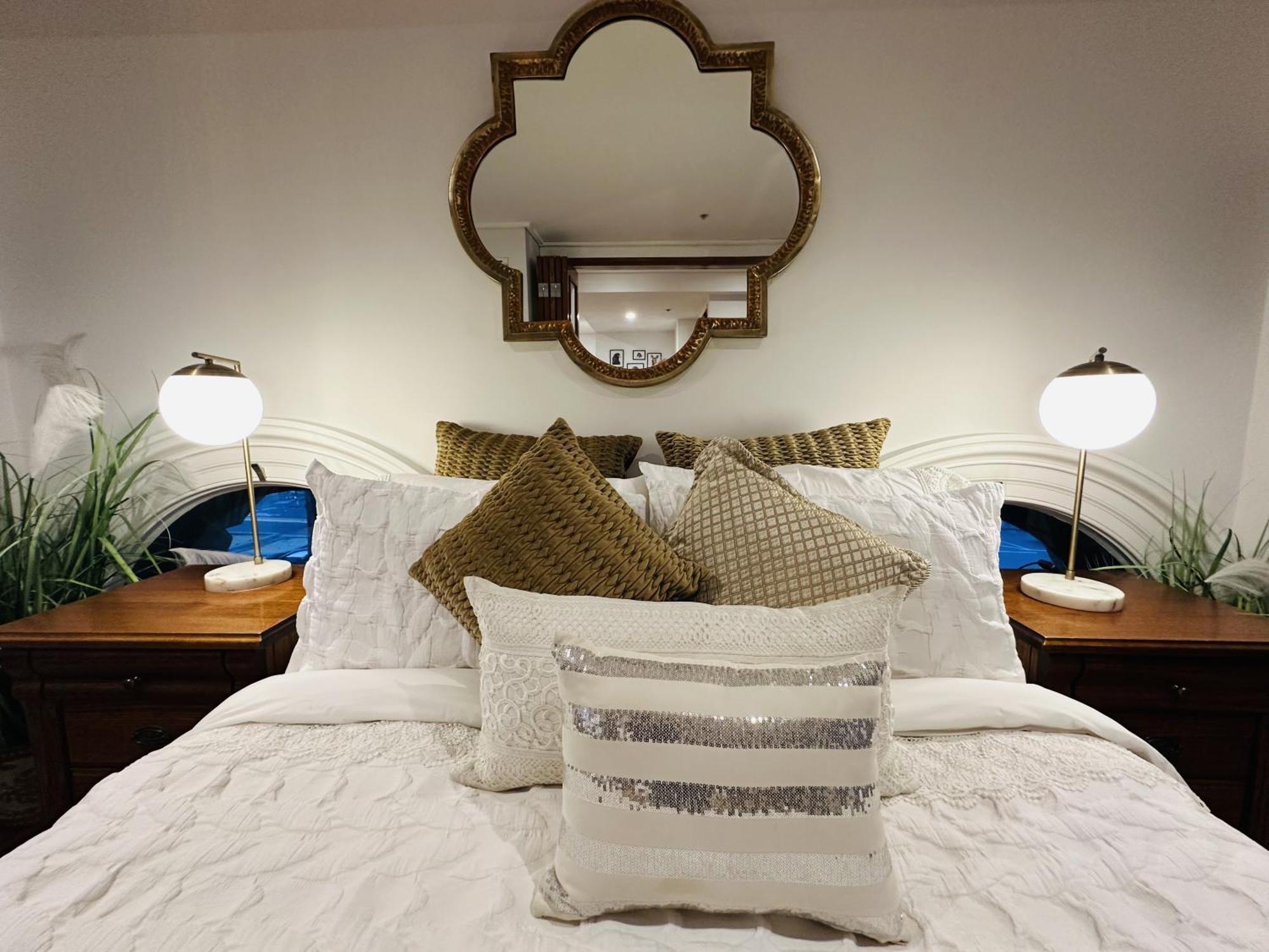 Apartment Cbd Boutique 2br With Terrace Melbourne