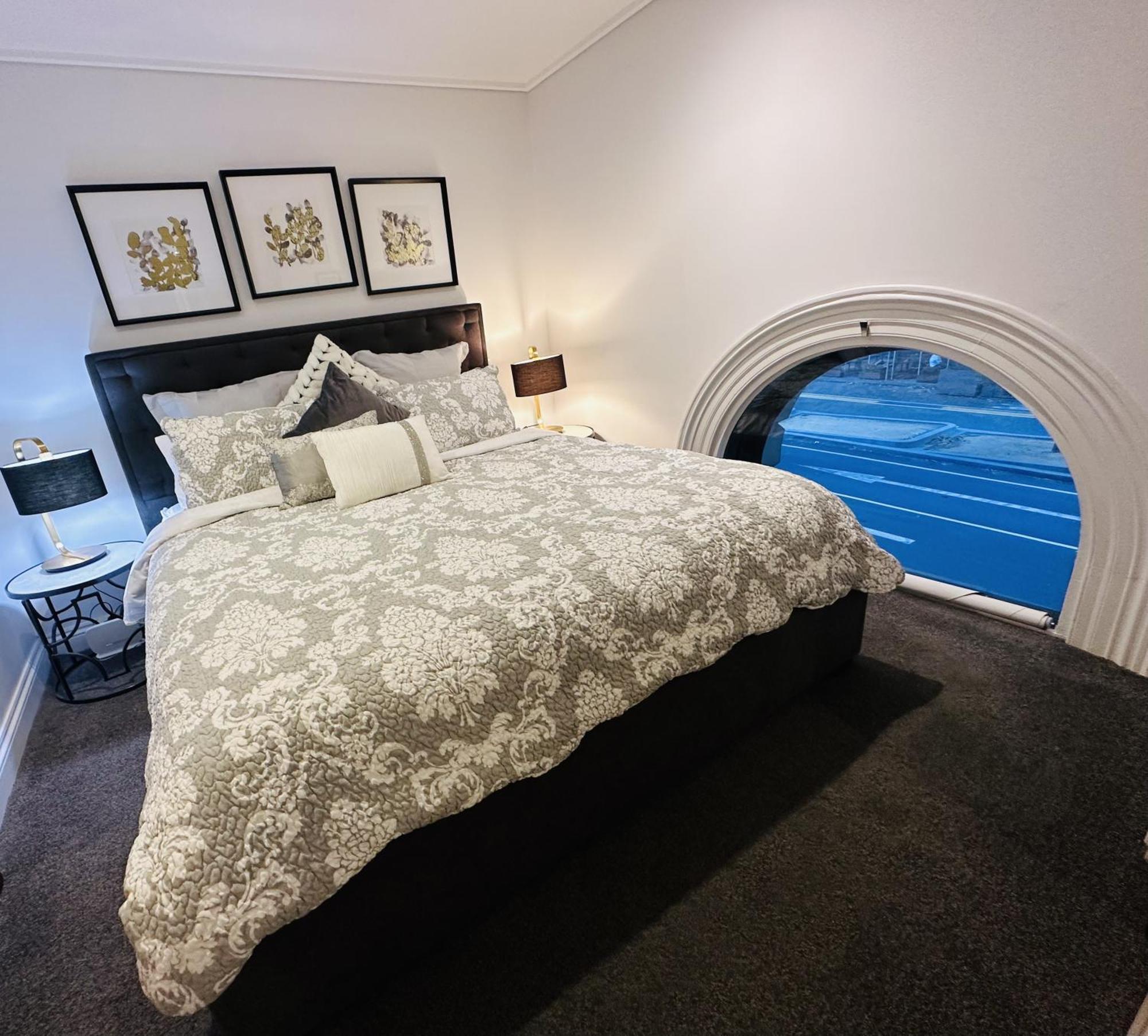 Cbd Boutique 2br With Terrace Apartment Melbourne