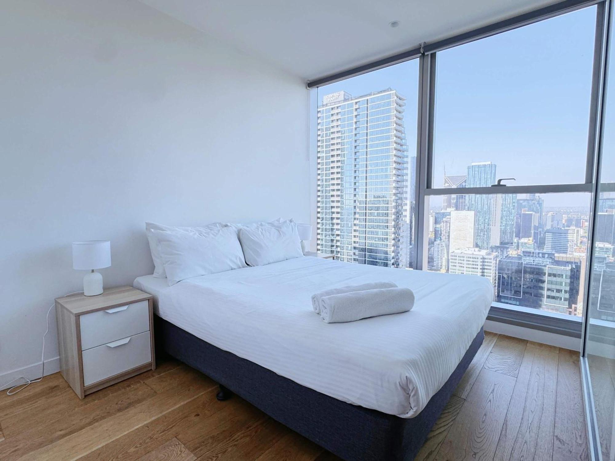 Cozy 2br Steps From Southern Cross Views Apartment *