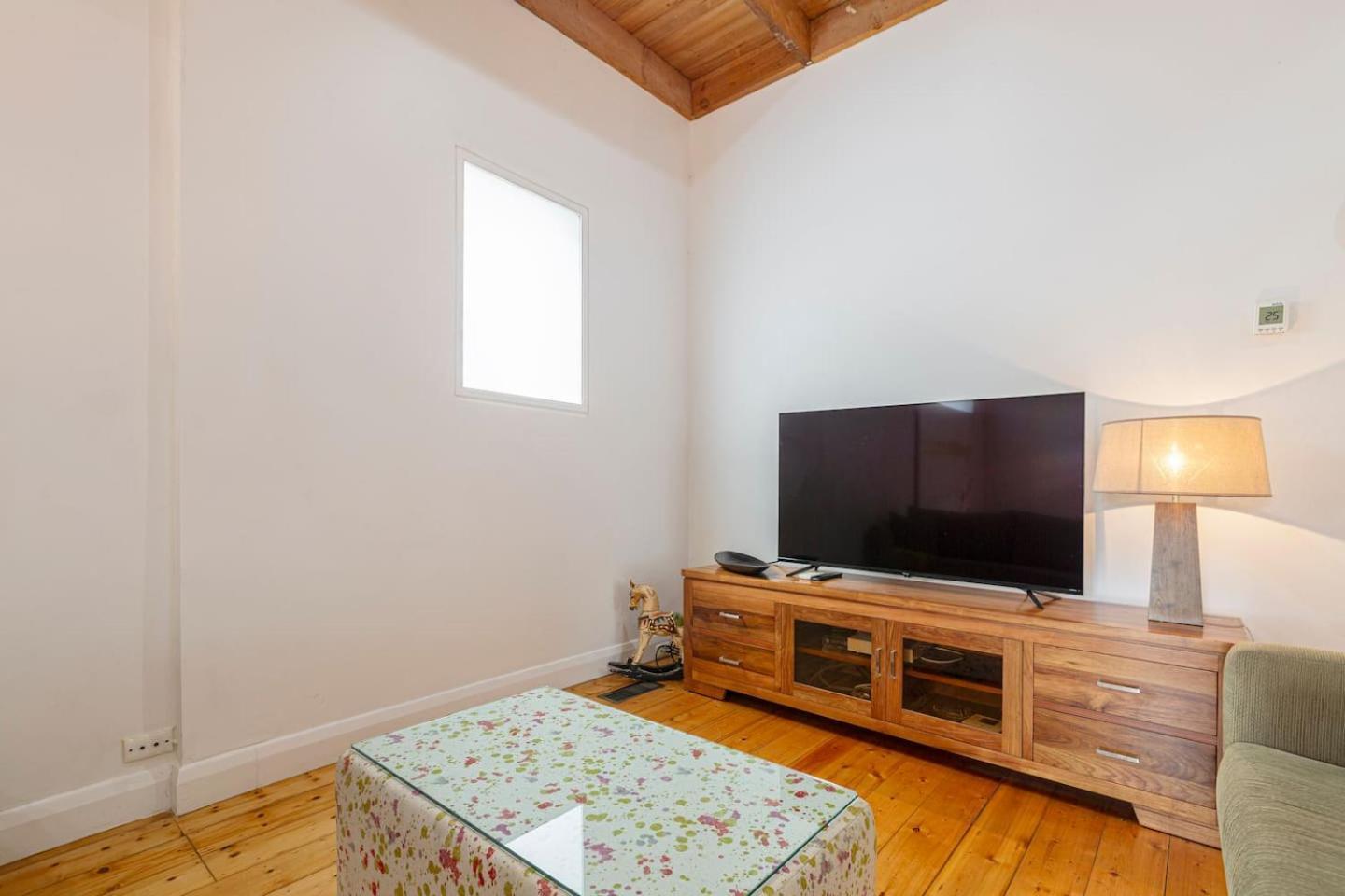 Whistling Pines - Bayside Family With Granny Flat Melbourne