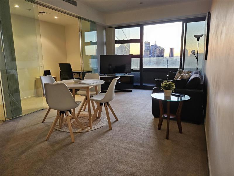 Level 50 With Skyline Views Melbourne
