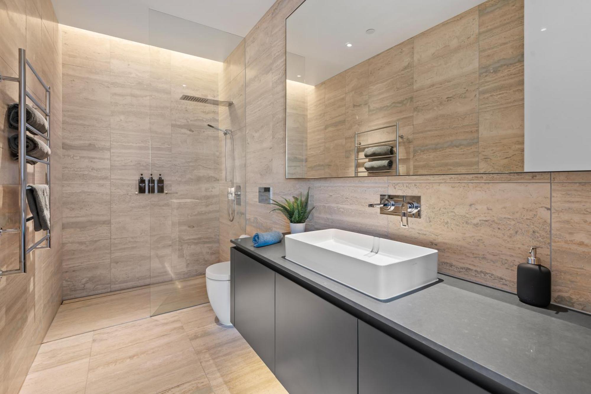 Complete Host Abode318 Melbourne
