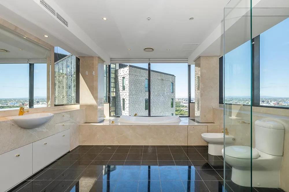 Luxury Duplex-penthouse Near Casino Mcec & Mcg Melbourne