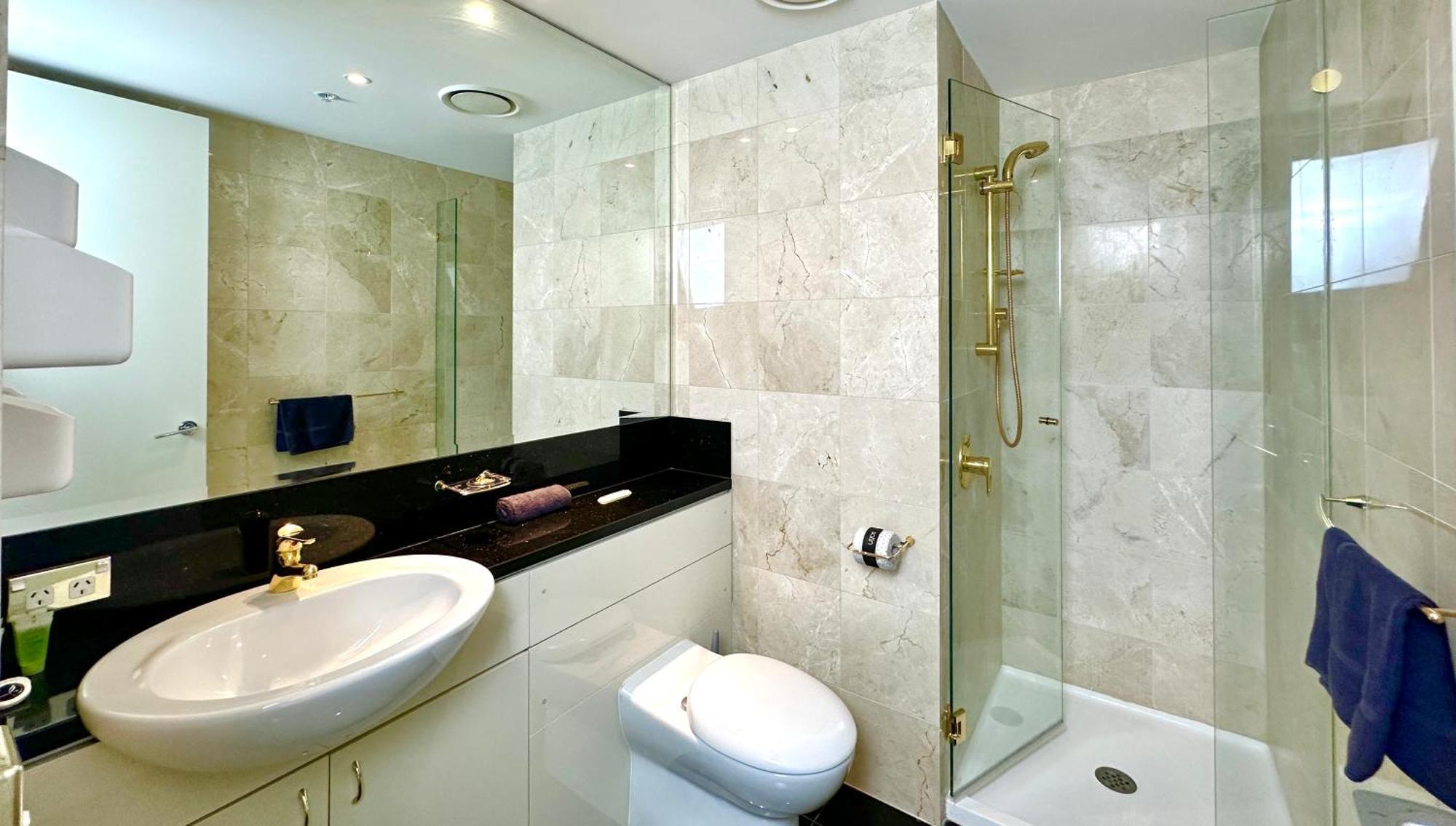 Luxury Duplex-penthouse Near Casino Mcec & Mcg