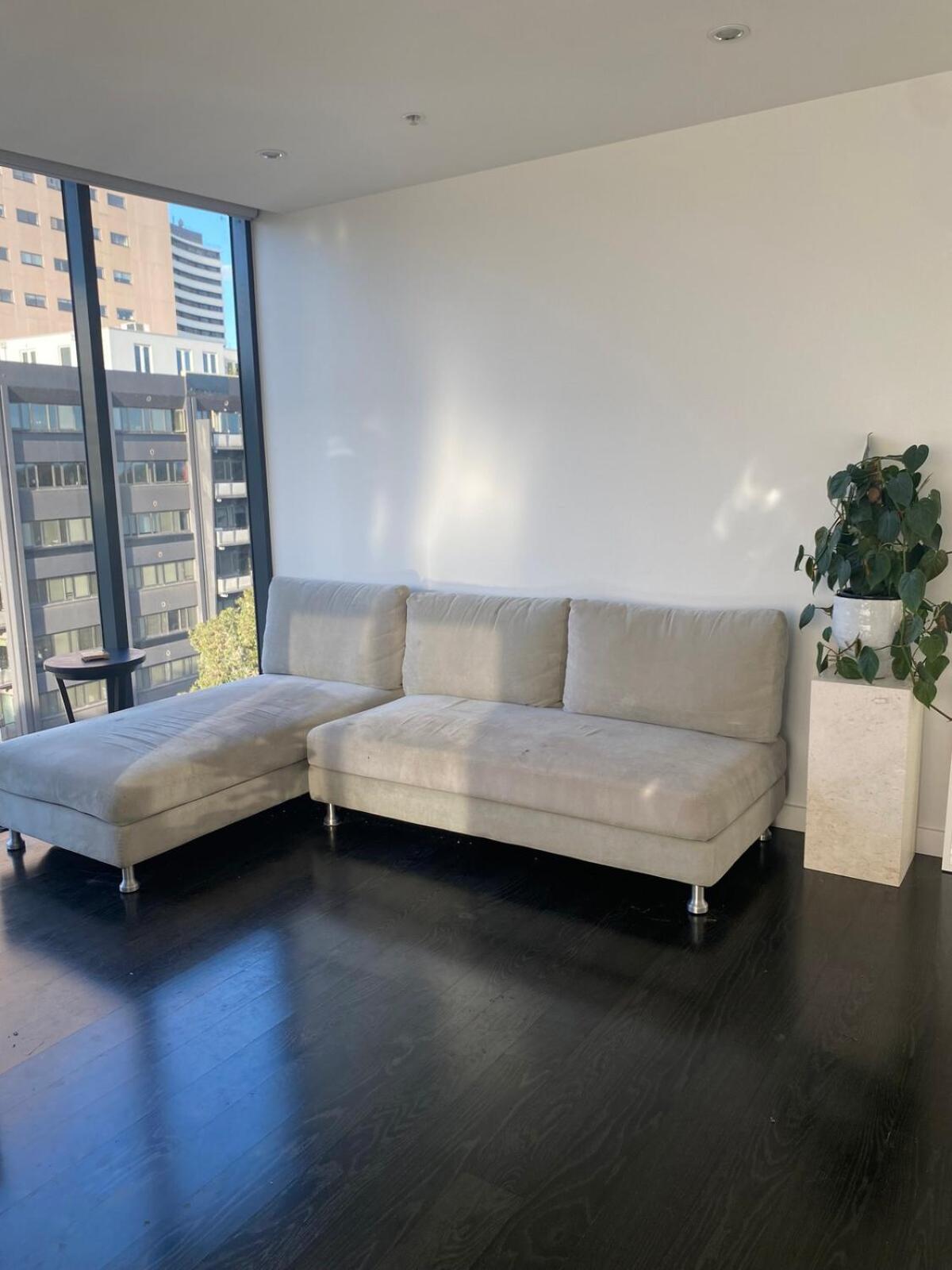 Apartment Views With Free Parking