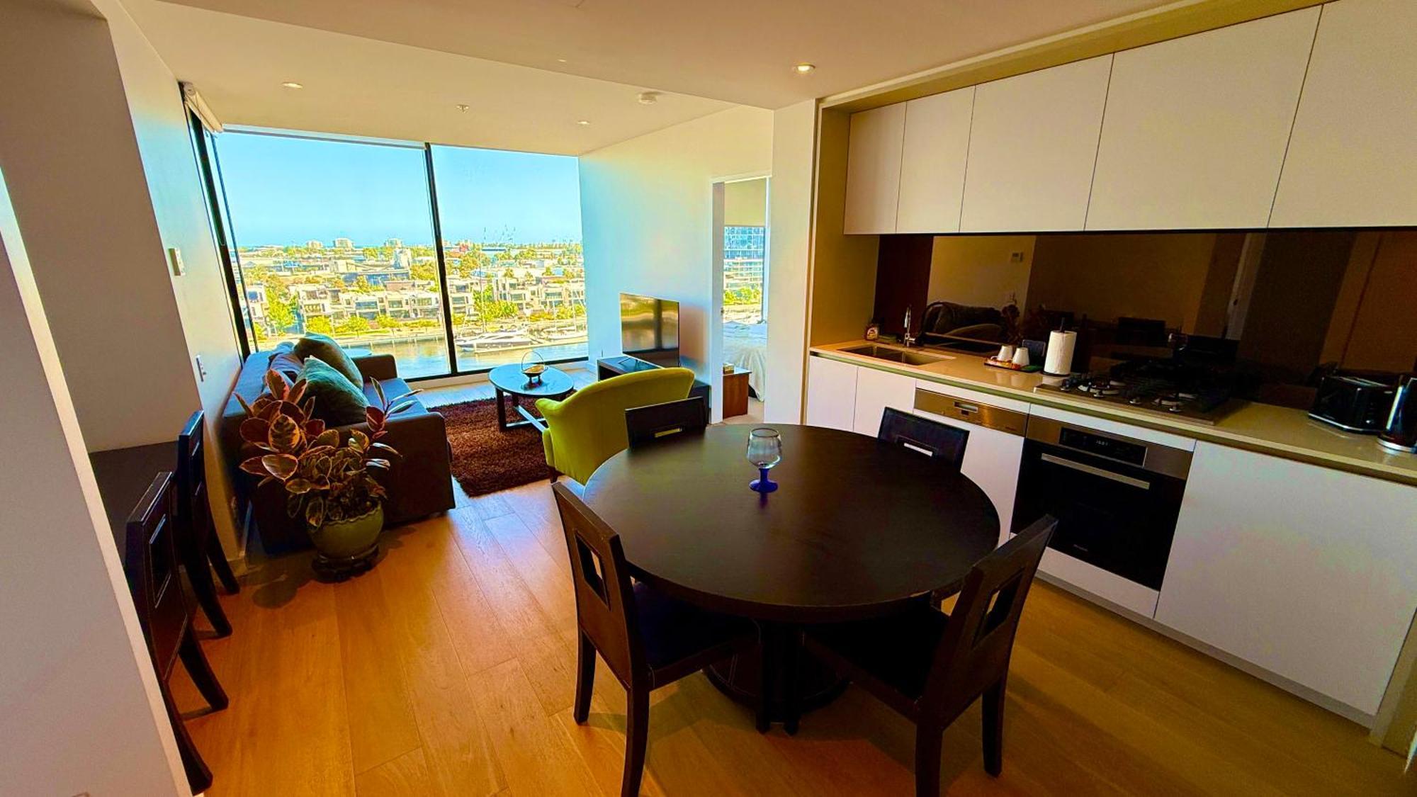 Yarra Accommodation-private Apartments-collins Wharf Waterfront, Docklands * Melbourne
