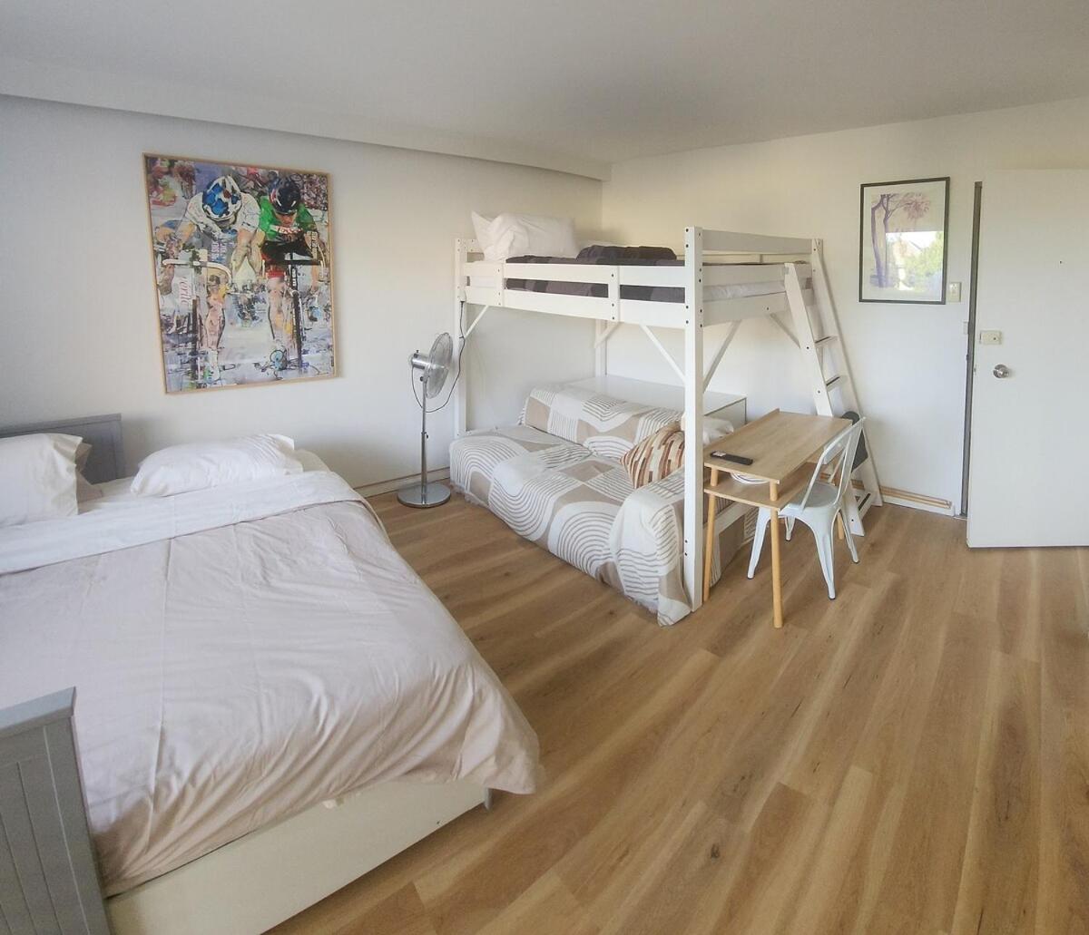 Apartment Beach-chic With Rooftop In Heart Of St Kilda Melbourne