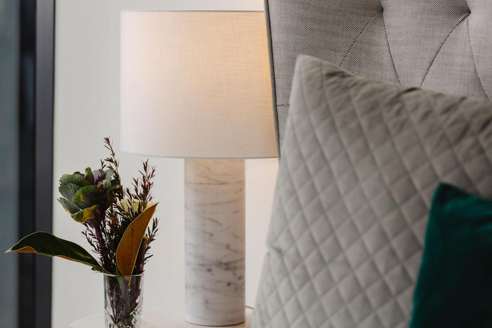 Sophisticated Skyline Serenity At Southbank Apartment *