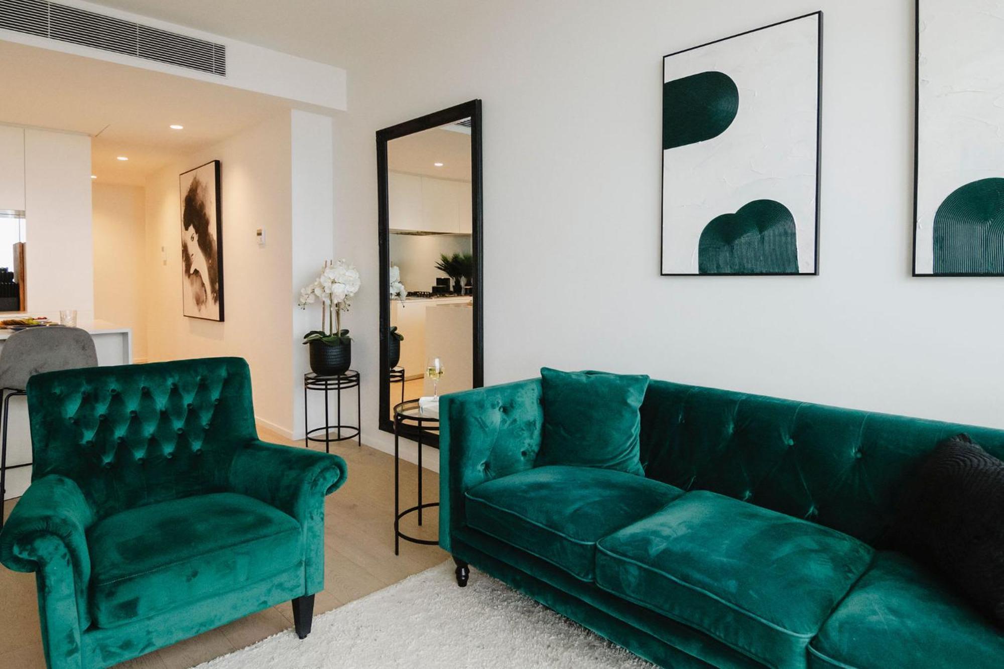 Apartment Sophisticated Skyline Serenity At Southbank