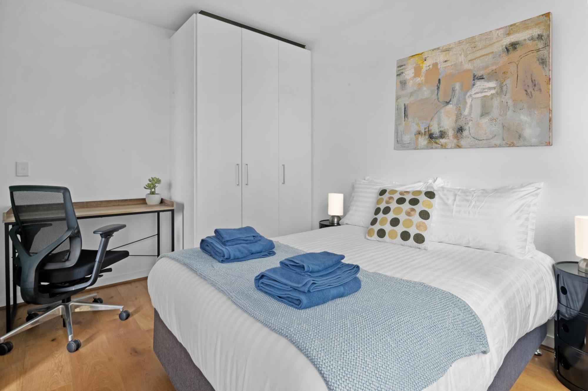 Apartment Cbd Unit, Sleeps 6, Views & Parking Melbourne
