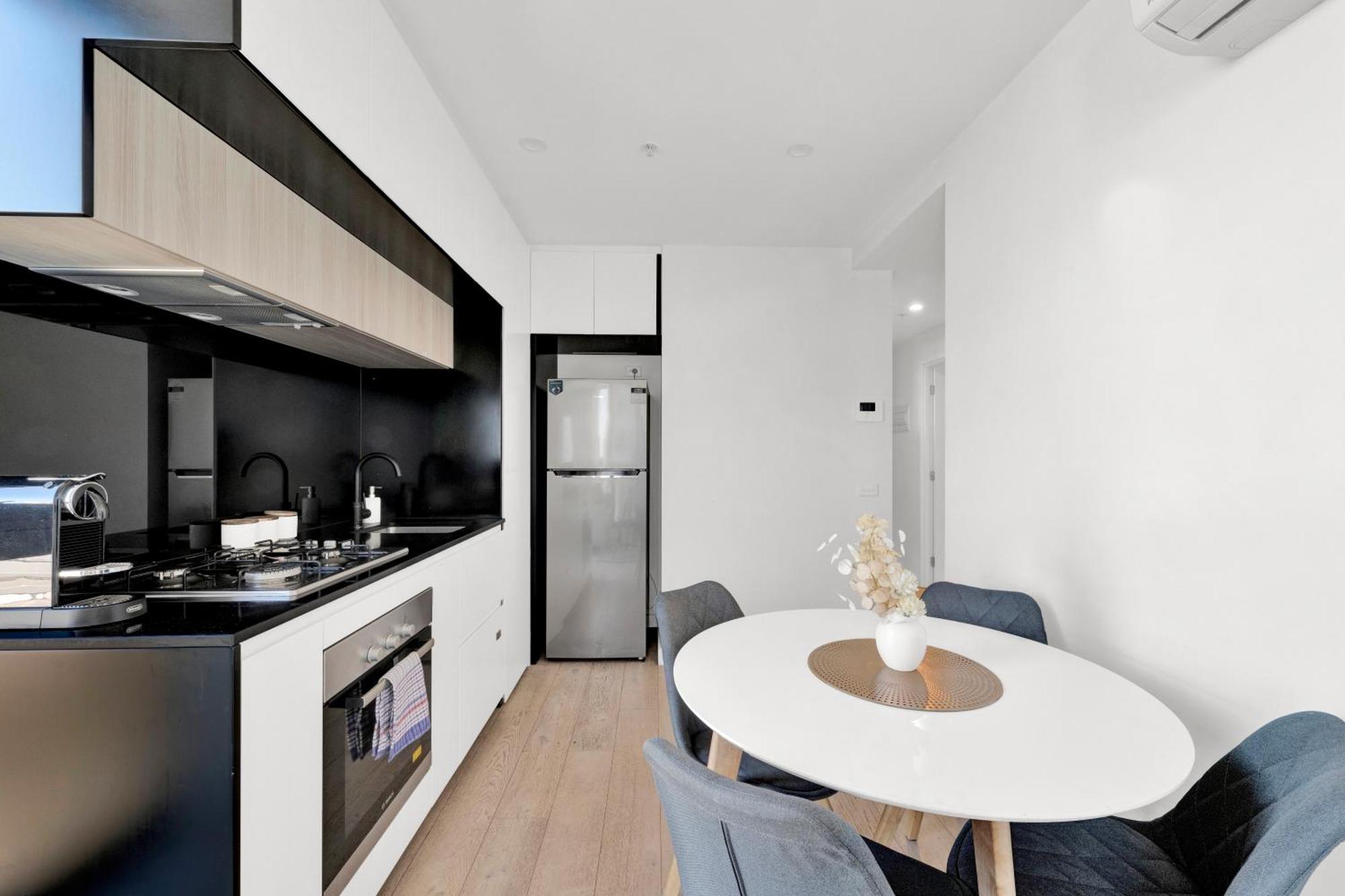 Gorgeous 2bed 2bath Near Crown Apartment Melbourne