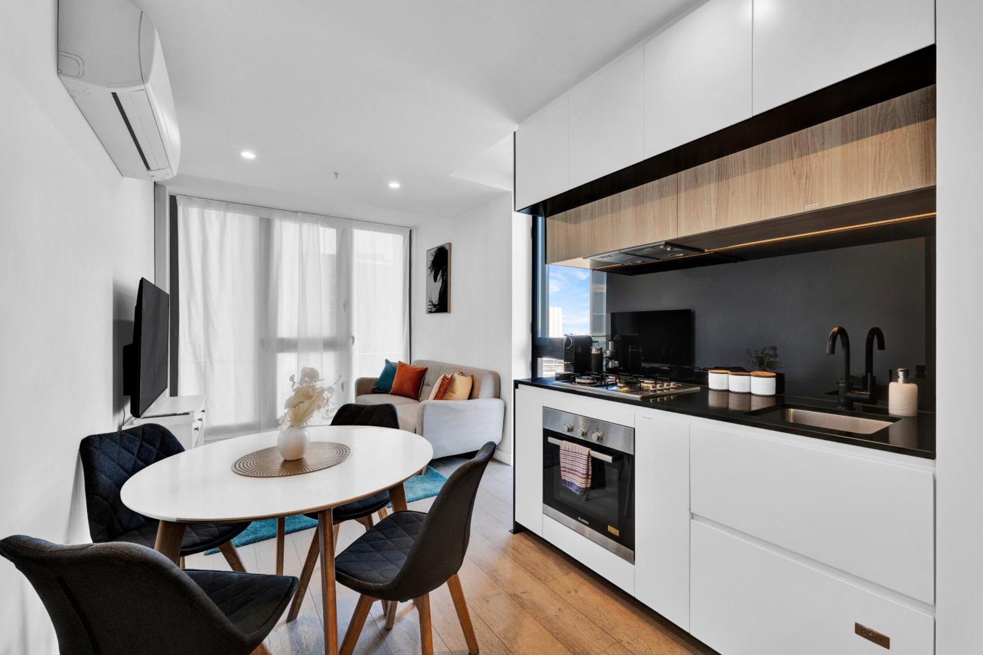 Apartment Gorgeous 2bed 2bath Near Crown *