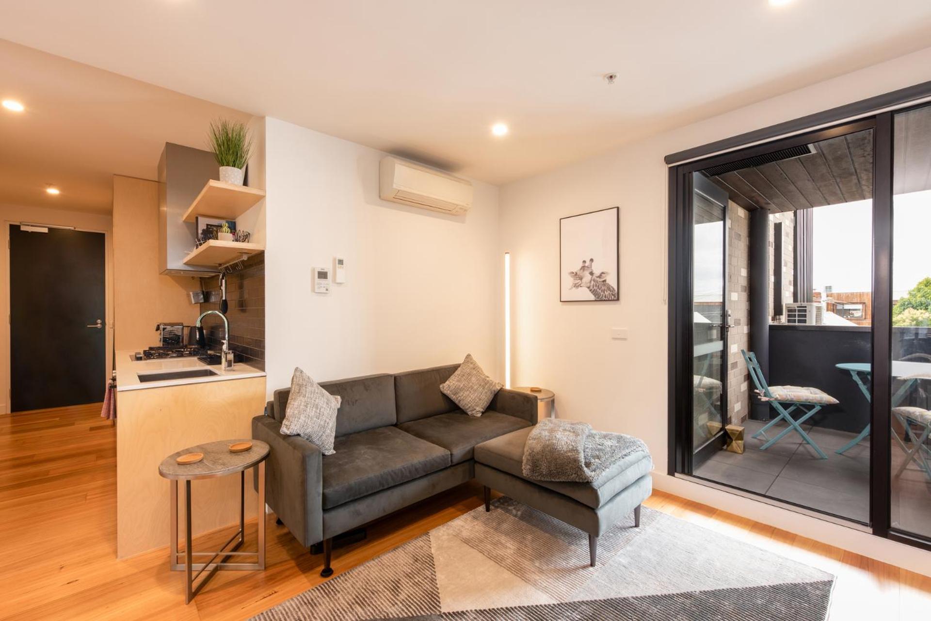 Modern 1 Bedroom In Brunswick East Near Cbd Apartment *