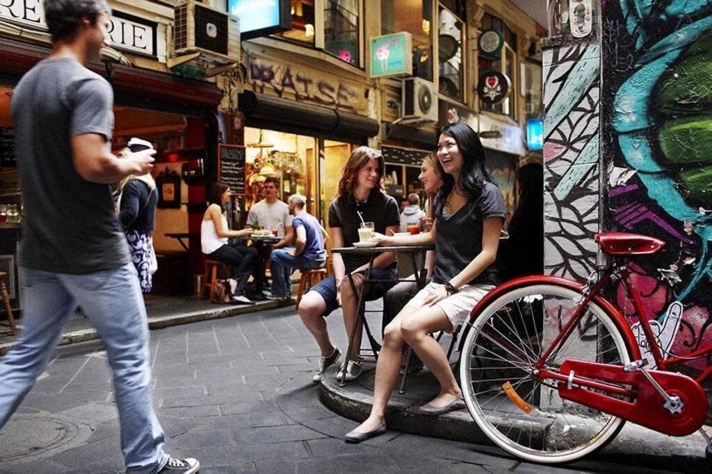 A Cozy Studio Only A 4-min Walk To Victoria Market *