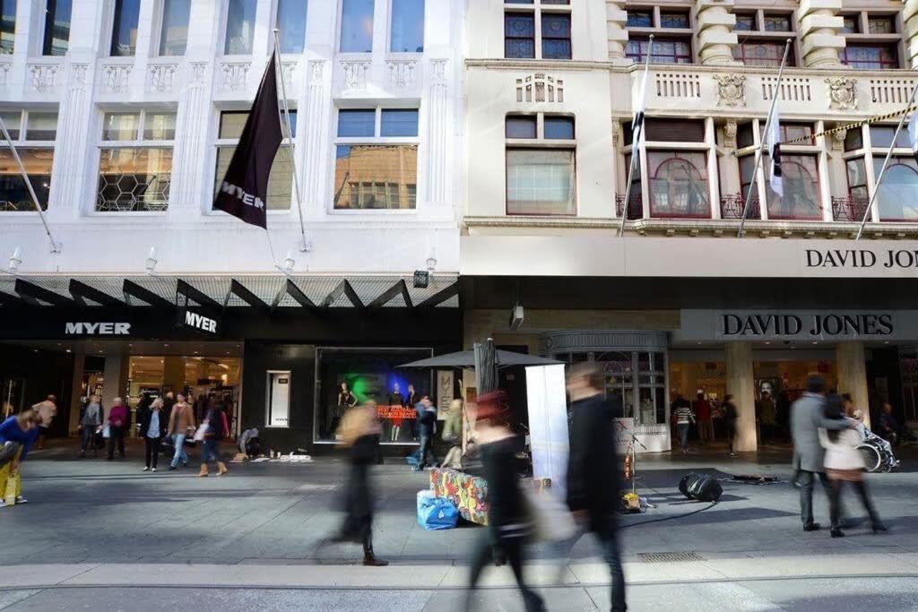 A Cozy Studio Only A 4-min Walk To Victoria Market