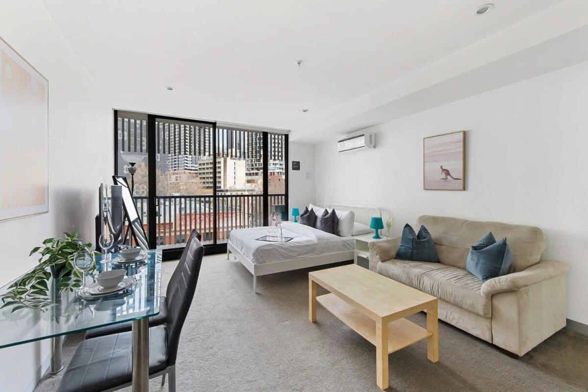 A Cozy Studio Only A 4-min Walk To Victoria Market * Melbourne