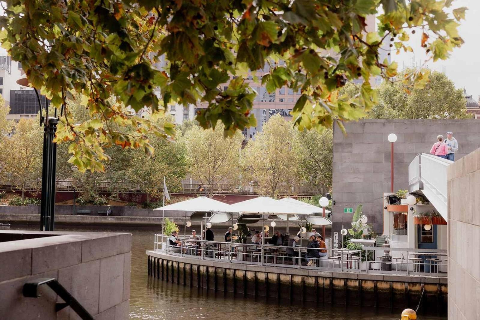 A Luxe In The Paris End Of