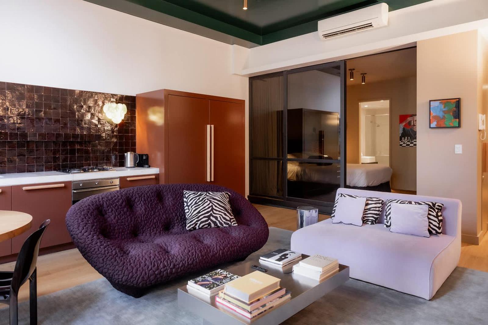 A Luxe In The Paris End Of