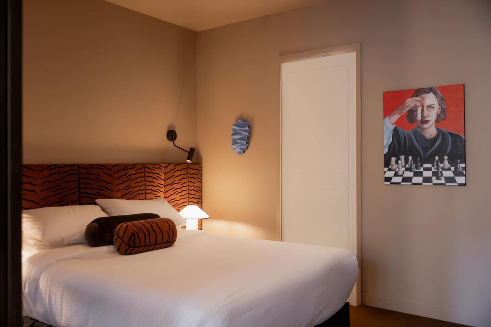 A Luxe In The Paris End Of * Melbourne