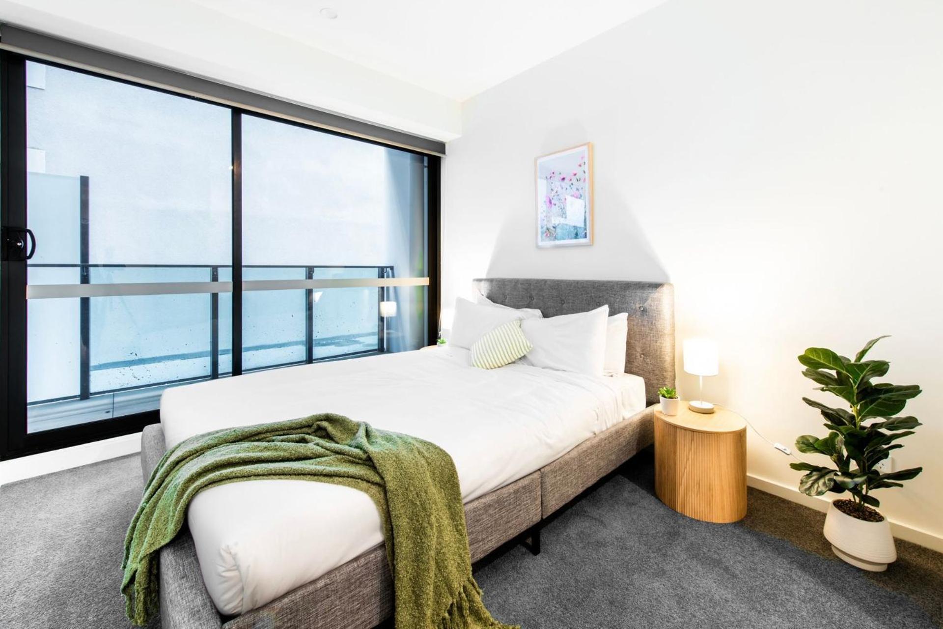 Apartment Workers Retreat Across From Essendon Station *