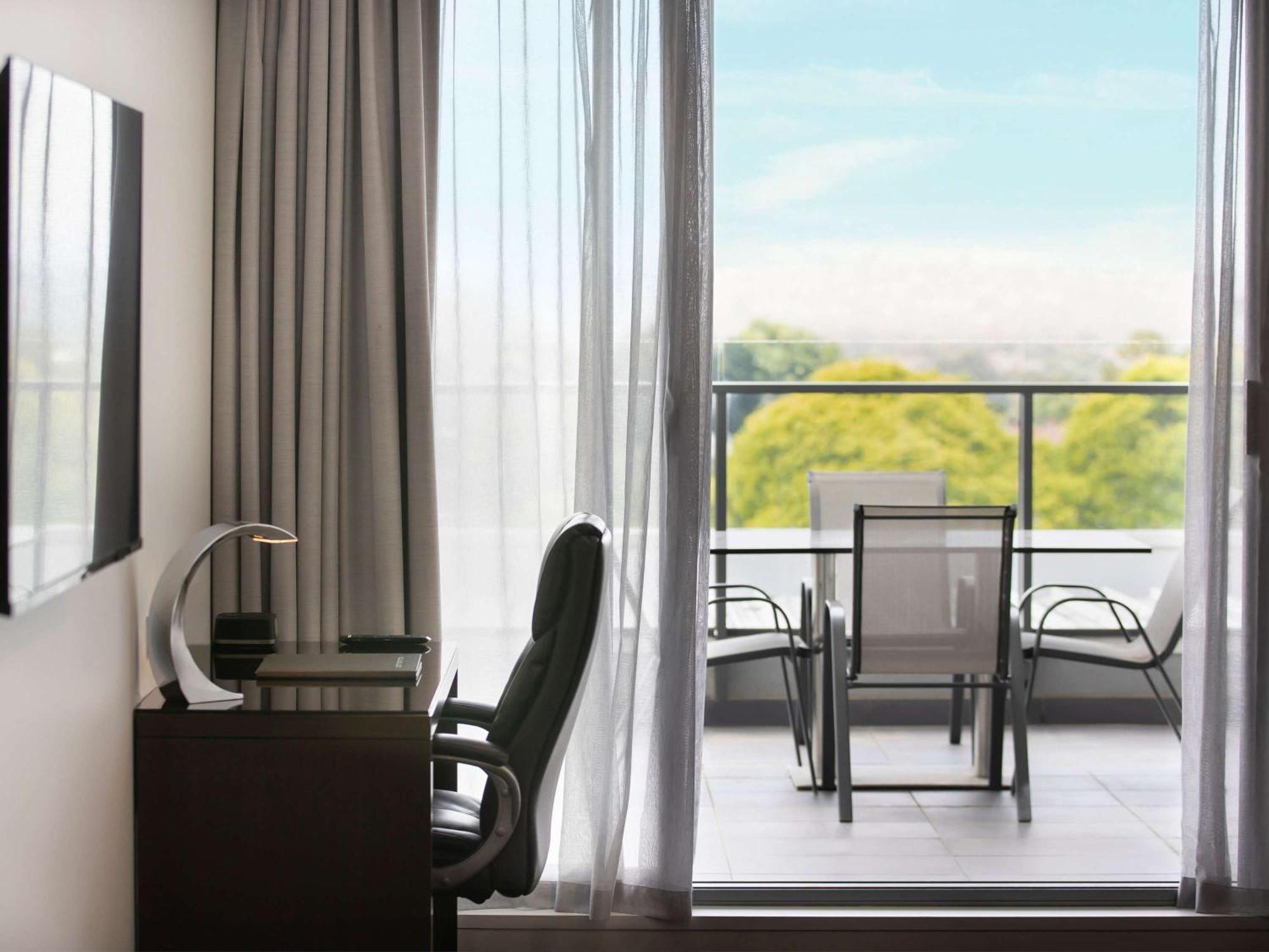 The Sebel Kew 4*