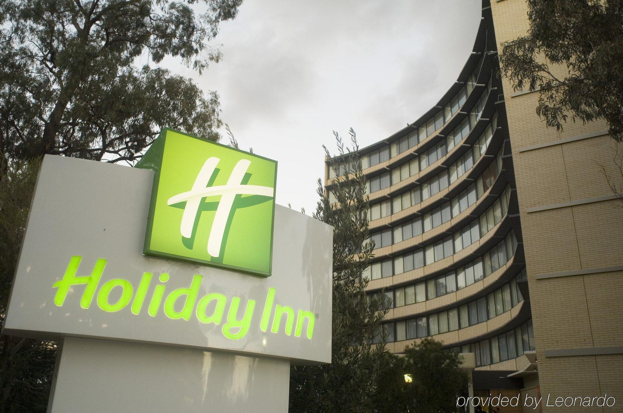 Hotel Airport By Ihg 4*