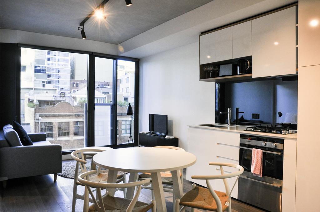 Mono On La Trobe Street Apartment Melbourne