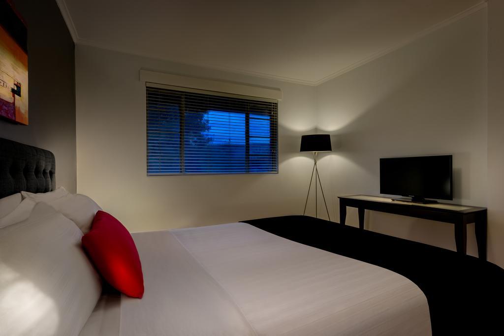 Aparthotel Crest On Barkly Serviced 3*
