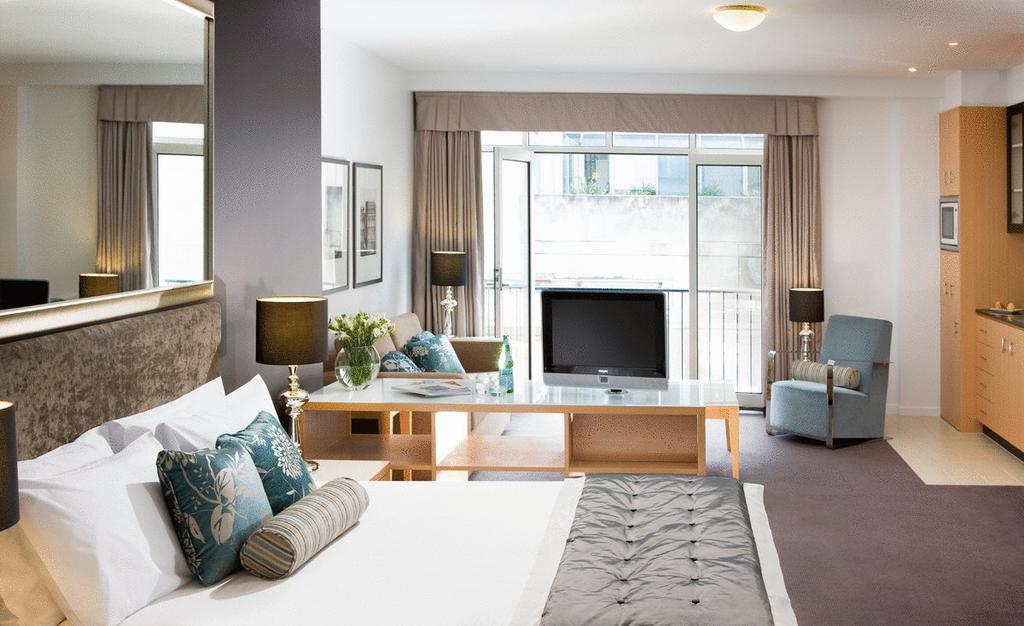 Hotel Treasury On Collins Melbourne